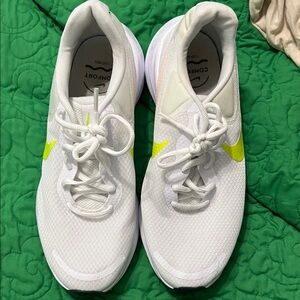 Nike Women's White and Bright Yellow Sneakers